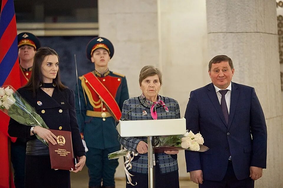 Известные люди жившие в волгоградской области. Знаменитости Волгоградской области. Знаменитые люди Волгоградской области. Известные люди Волгограда и Волгоградской области. Знаменитости Волгограда и Волгоградской.