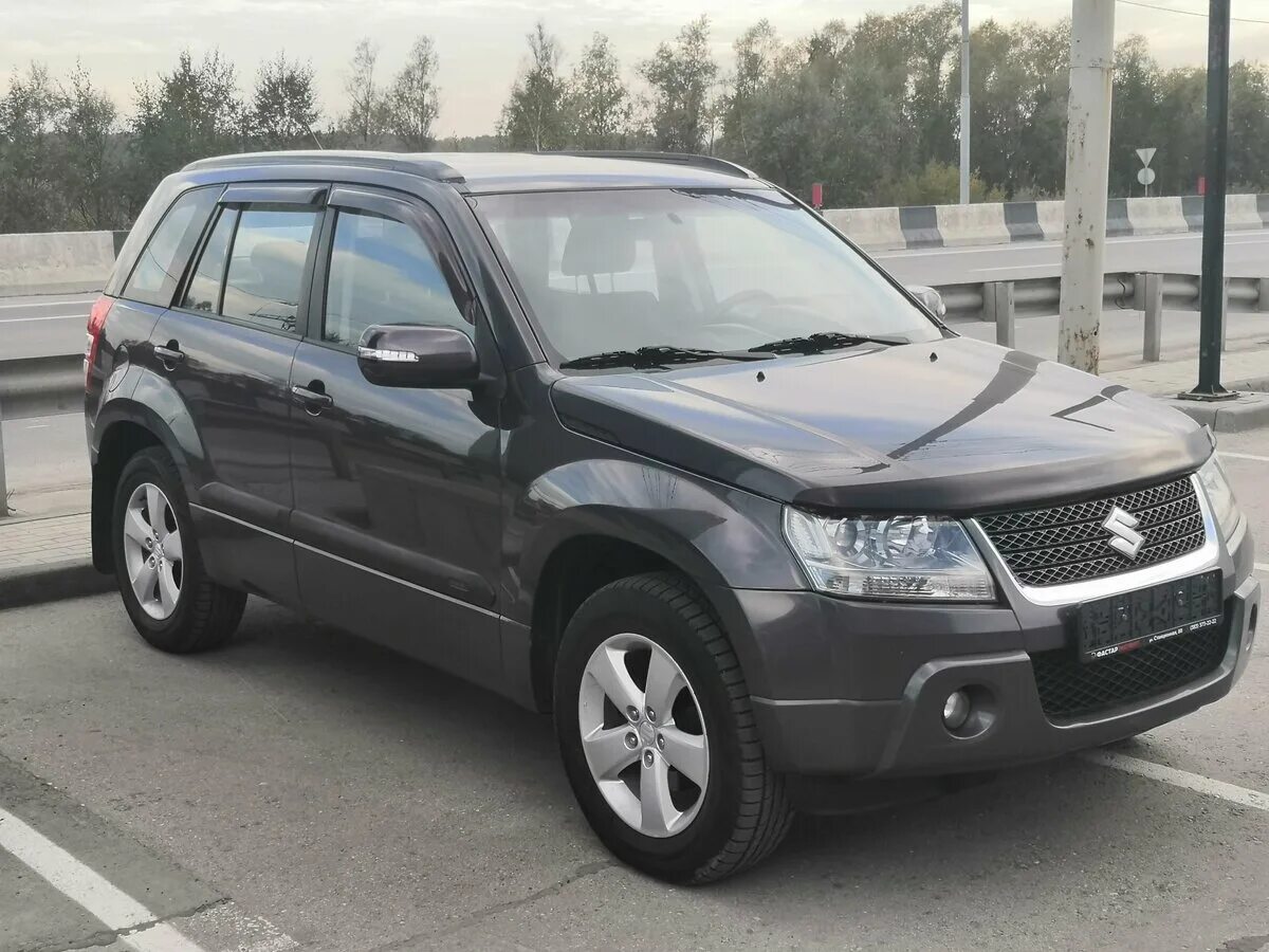 Suzuki /Grand/ Vitara 2011. /Grand/ Vitara 2011. Сузуки Гранд Витара 2011 года. Сузуки Grand Vitara 2011.