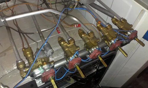 Датчик газ-контроля гефест. Как выглядит газ контроль горелок газовой плиты. Газ контроль неисправности. Газ контроль для газовой плиты гефест. Электроподжиг для газовой плиты гефест.