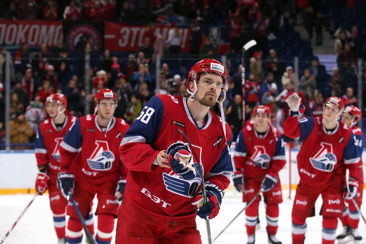 Хк локомотив ярославль. Хк локомотив ярославль 2021. Хоккейная команда локомотив ярославль. Хоккей локомотив ярославль команда. Хоккейная команда локомотив ярославль.