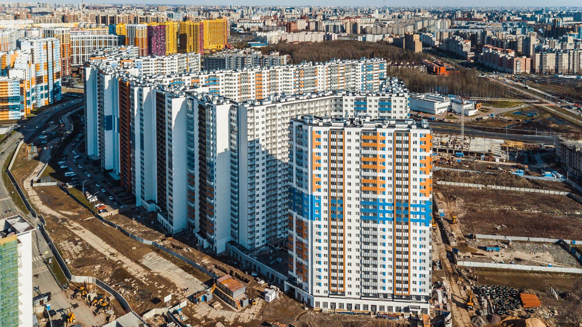 Московская область комендантский. Полис групп Комендантский проспект. Плесецкая 10 ЖК полис на Комендантском. Полис на Комендантском СПБ. ЖК полюс Комендантский.