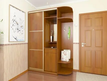 Шкаф в прихожую в дом