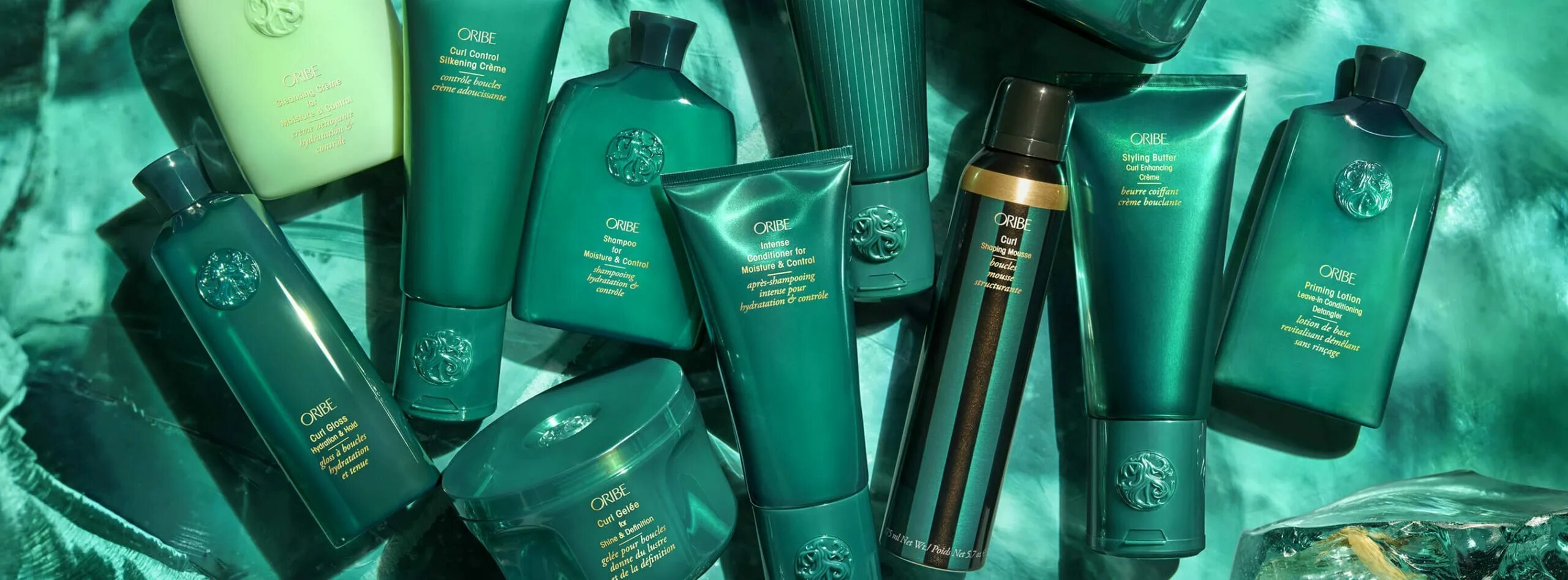 Oribe косметика для волос. Oribe косметика. Oribe зеленый. Oribe Camera ready Kit набор.