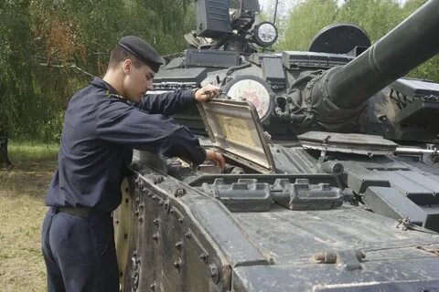 Действующие танковые училища