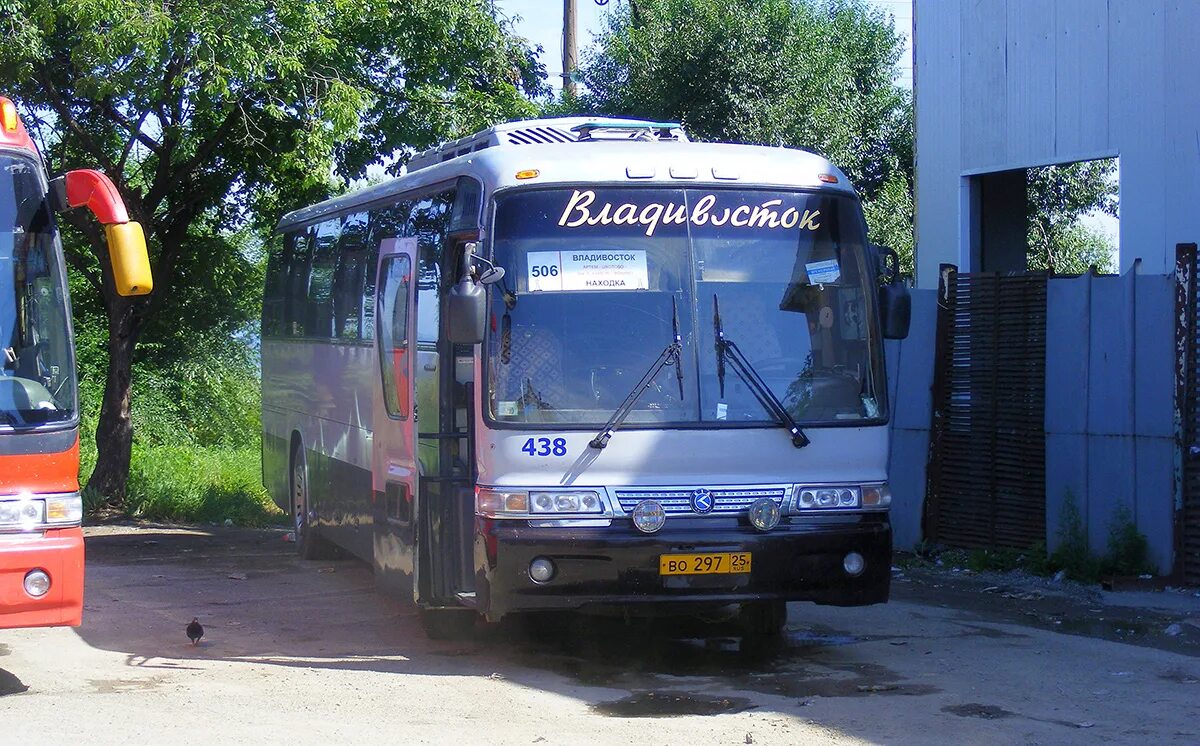 Автобусная станция. Автобус 2005. Kia Granbird автобус 1996 год. Автобусы в Находке. 207 автобус находка