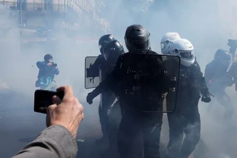 События в мире в мае