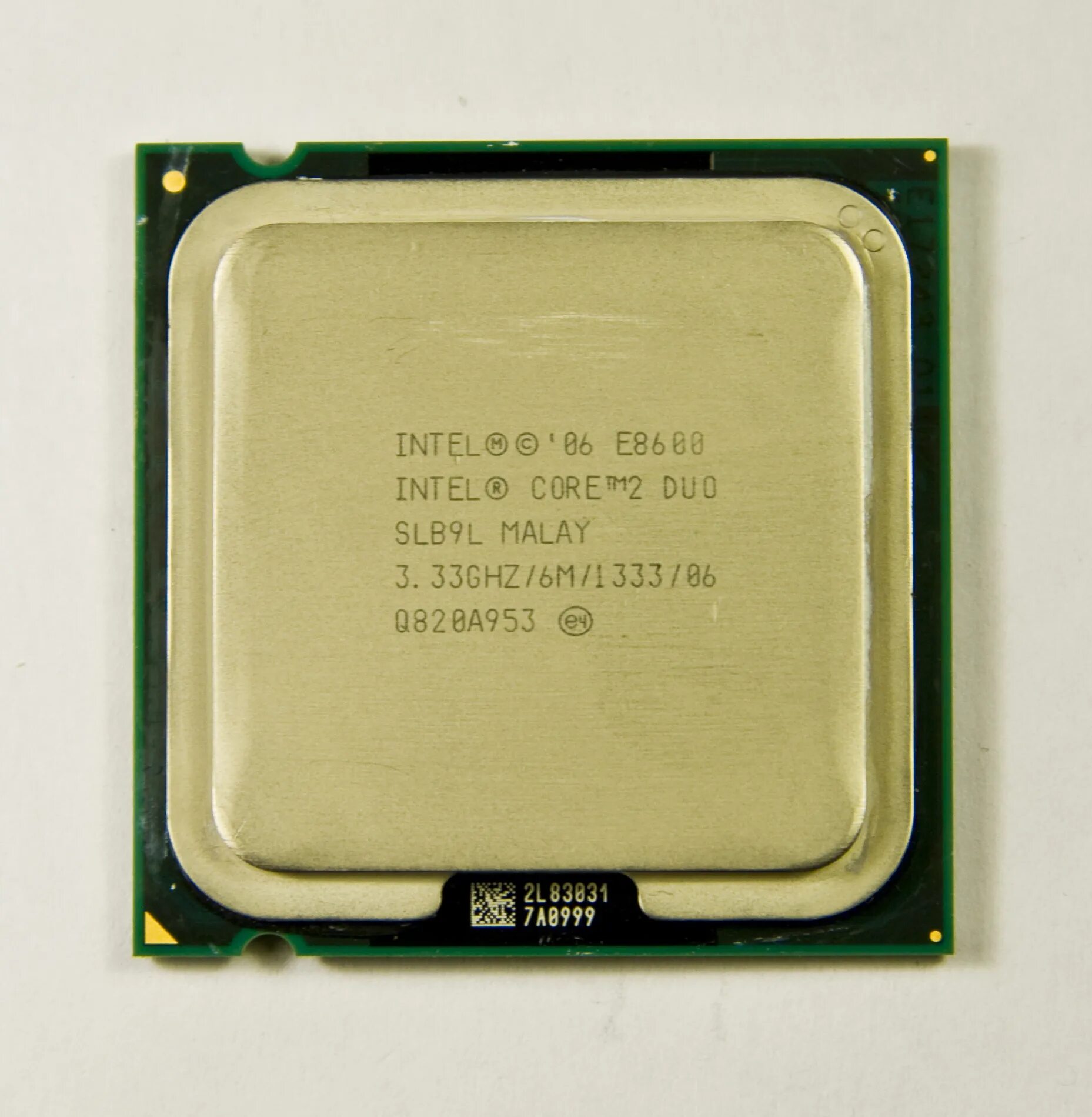 Cpu core 2. Core 2 quad q9400. процессор intel core 2 duo. intel core 2 quad q9400 yorkfield lga775, 4 x 2667 мгц. процессор интел кор 2 quad q9400.
