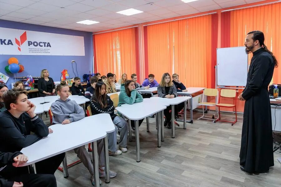 Сайт демиховского лицея. Лицей 114 орехово-зуево. Сайт демиховского лицея. Лицей 114 орехово-зуево. Учителя демиховского лицея.