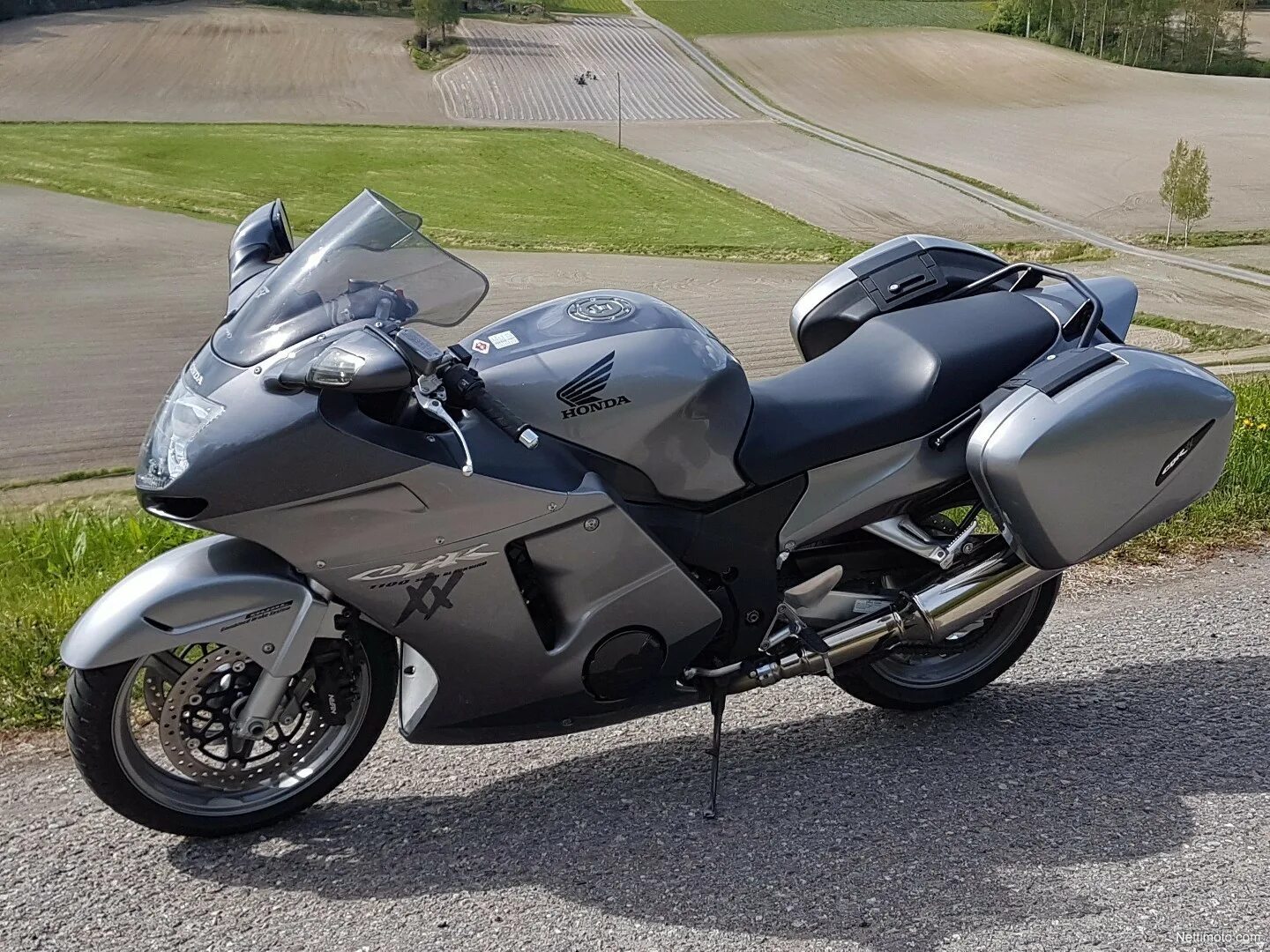 Honda CBR 1100 Blackbird. Honda CBR 1100 ХХ. Honda CBR 1100 Дрозд. Honda CBR 1100 super Blackbird. Мотоцикл honda 1100