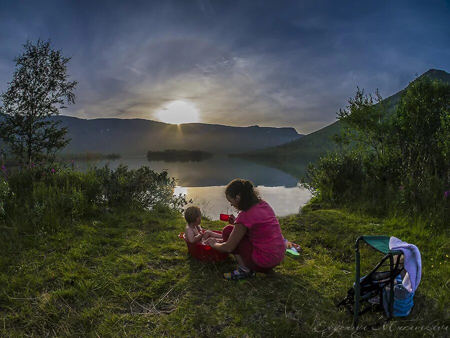 На едине или. Наедине с природой. Фотоконкурс природа и человек. Человек наедине с природой. Фотосессия наедине с природой.