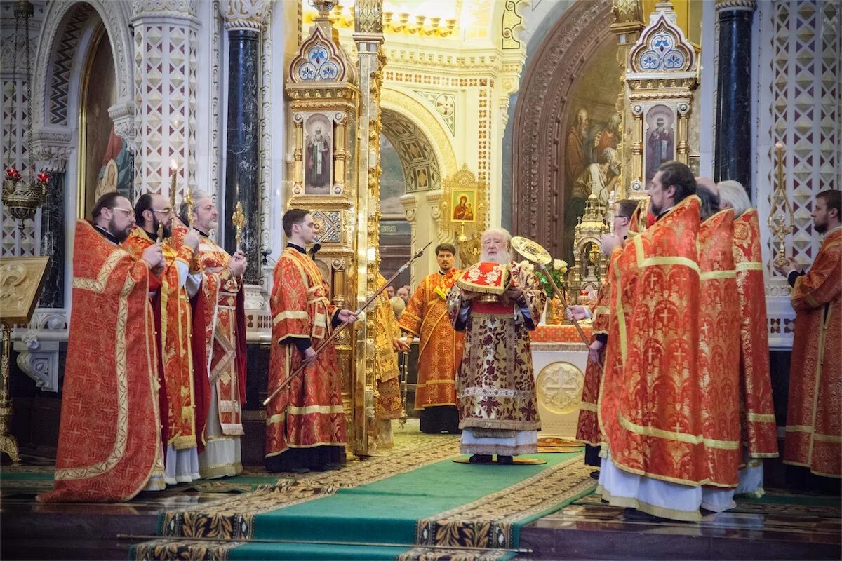 Хью Уайбру православная литургия. Гаслов православное богослужение.