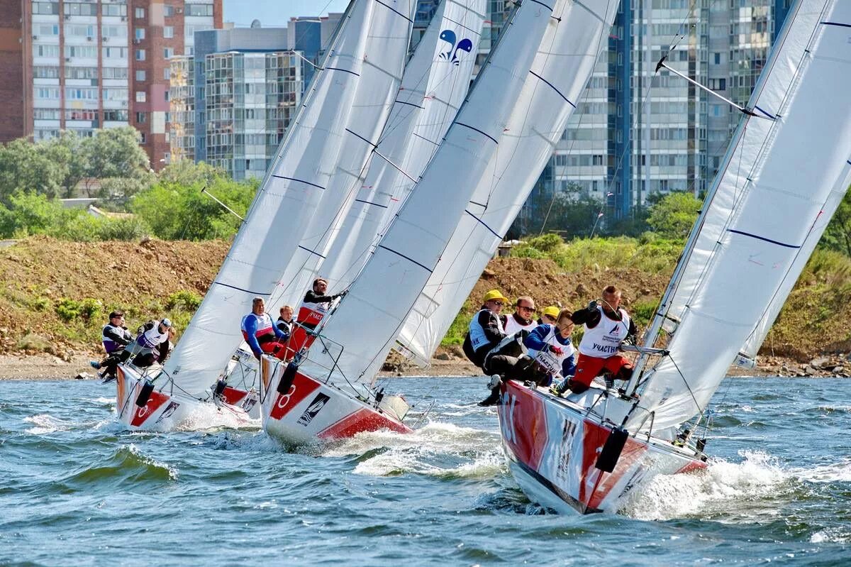 Экскурсии во владивостоке. Морские прогулки владивосток. морские экскурсии владивосток. прогулка на яхте владивосток. владивосток море яхты.