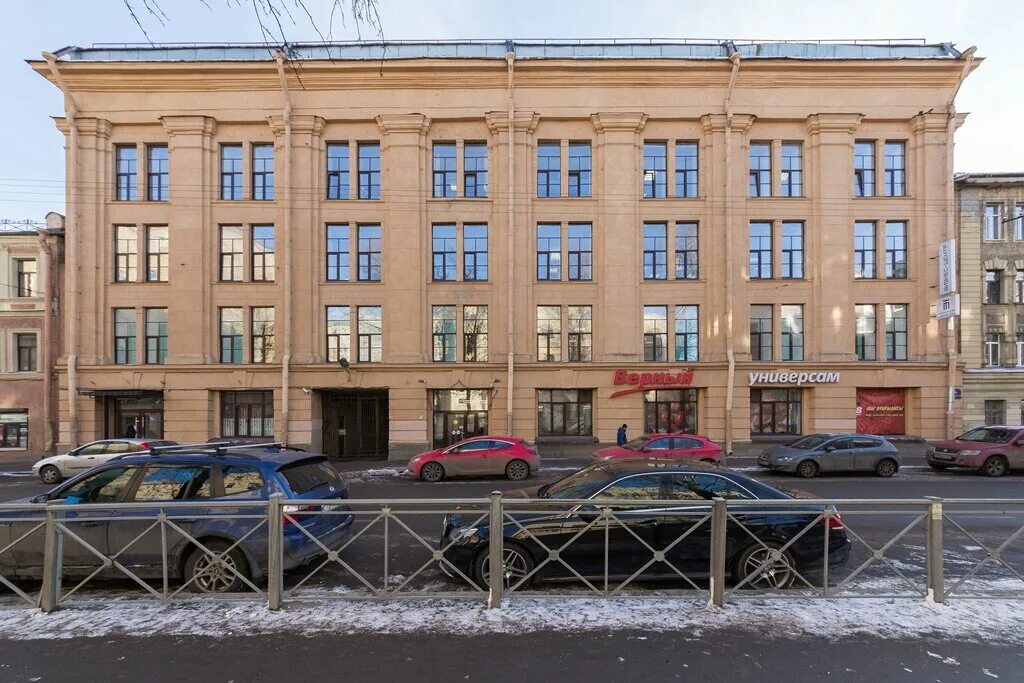 Рабочий 3 спб. Кронверкская улица 3. Салова, 22. , 1/3. Петербургские аптеки, санкт-петербург, улица типанова, 29.