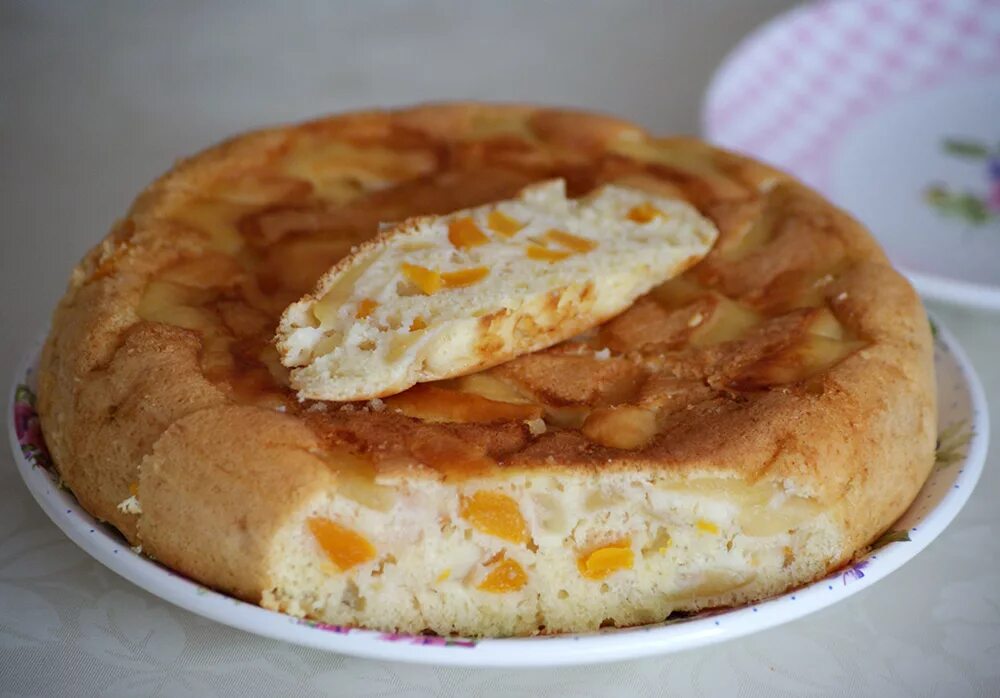 Шарлотка из тыквы в духовке. Шарлотка с тыквой. яблочно тыквенный пирог. шарлотка с тыквой и яблоками. шарлотка из тыквы.