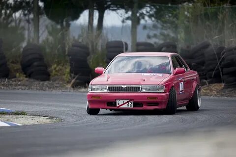 Nissan c33