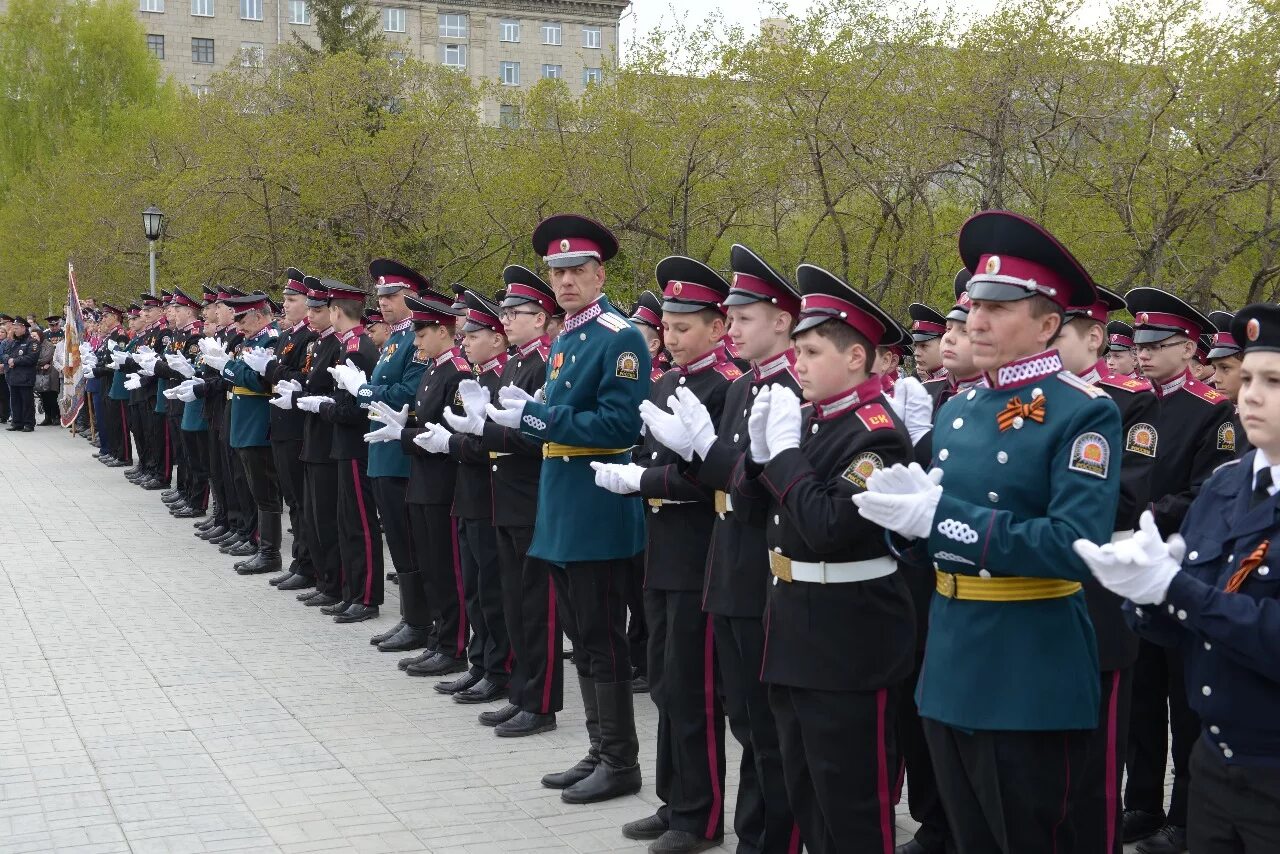 Сибирский кадетский кадетский корпус Новосибирск. Красногорская 54 кадетский корпус Новосибирск. Абд Сибирский кадетский корпус. Сибирский кадетский корпус форма Новосибирск. Кадетский корпус книга 14