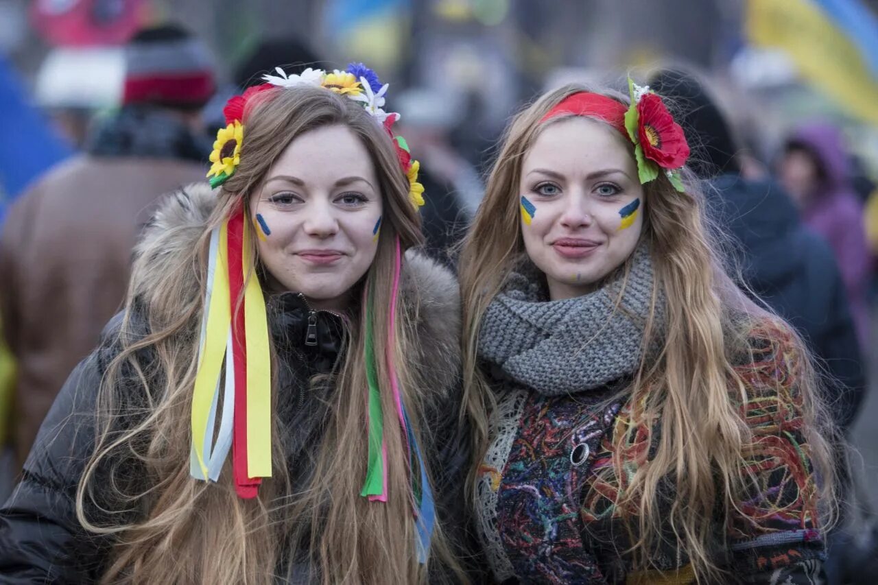 Ukrainian people. Украинки внешность. Западная Украина девушки. Западные украинцы. Украинская внешность женщины.