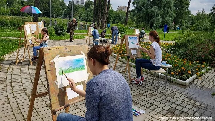 Место для пленэра. Место для пленэра. Левитановский пленэр. Пленэр 19 века. Студенты на пленэре.