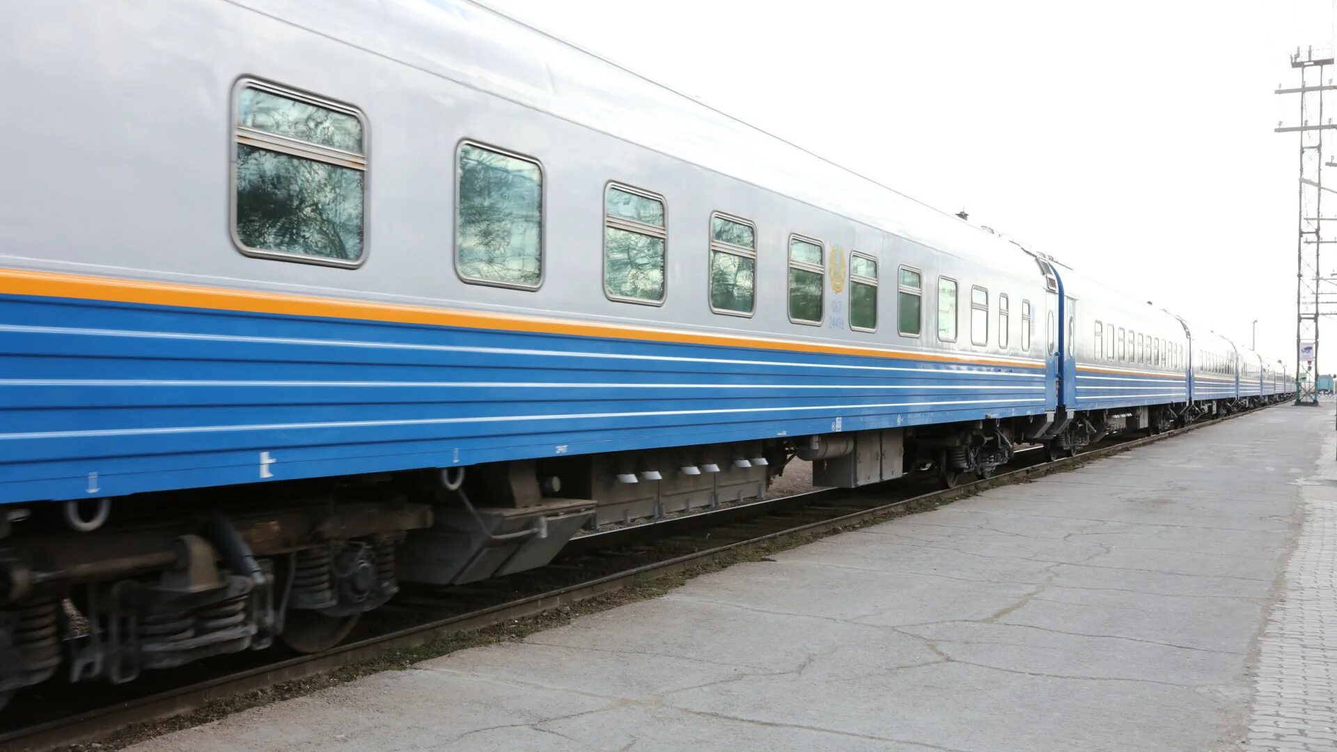 Поезд 077х Мангистау Алматы. Поезд в Актау. Станция Алматы 2. Поезд 077.