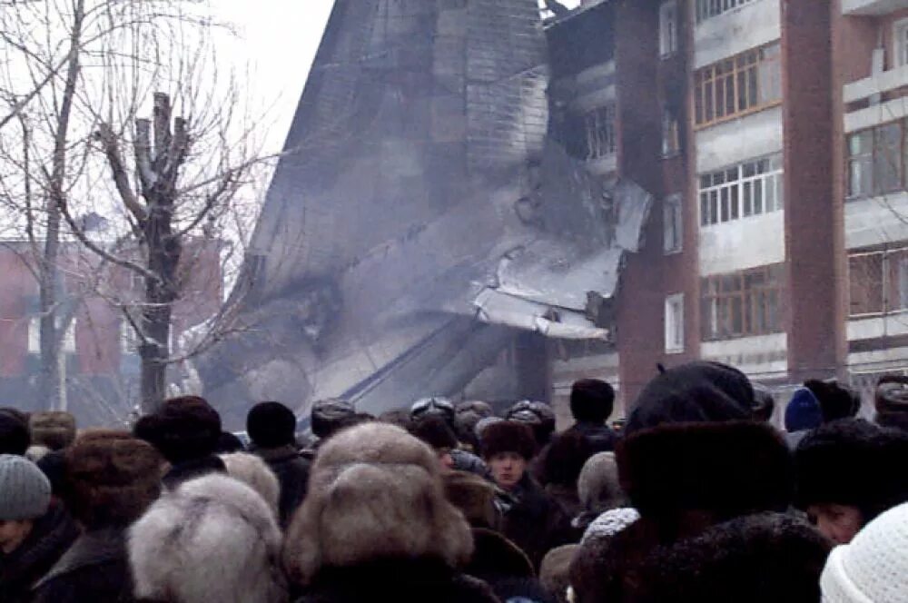 12 декабря 1997 года. Катастрофа ан-124 в иркутске 6 декабря 1997 года. Катастрофа ан-124 в иркутске. 12 декабря 1997 года. 1997.