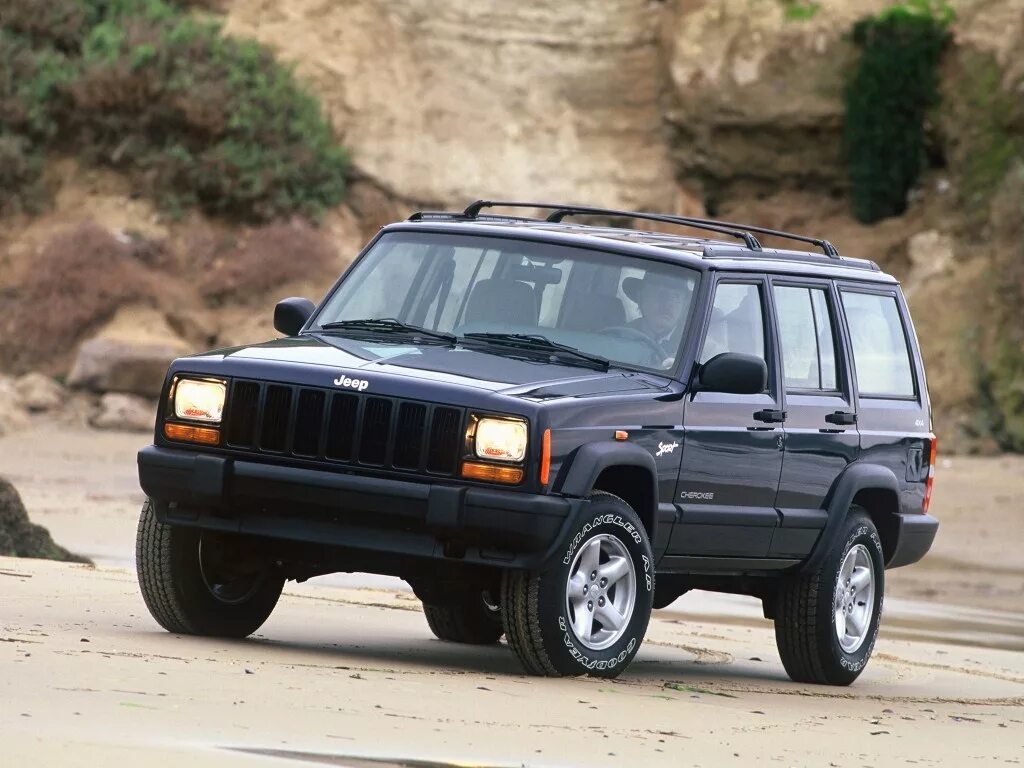 Модели гранд чероки. Jeep Cherokee 1997. Jeep Cherokee XJ. Джип Чероки 1997. Jeep Cherokee XJ 1995.