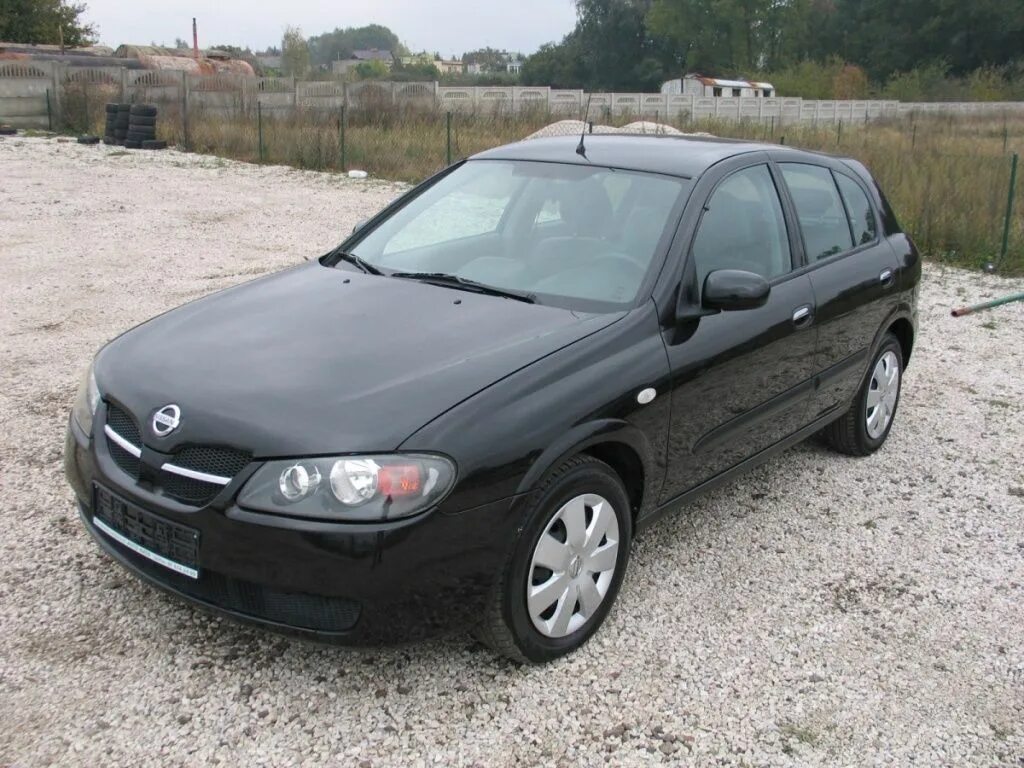 Ниссан Альмера n16. Nissan Альмера n16. Ниссан Альмера н16 2006. Ниссан Альмера н16 хэтчбек.