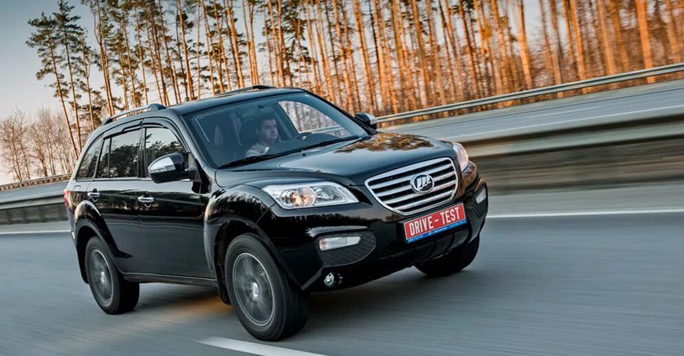 Фото машин лифанов. Lifan x60. Lifan х60. Кроссовер Лифан х 60. Кроссовер Lifan x60.