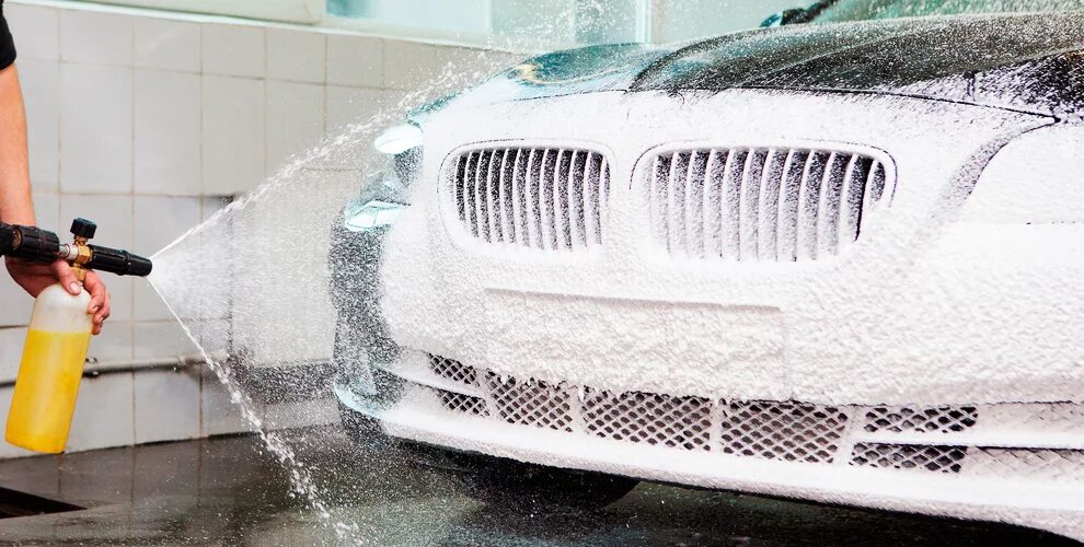 Автомойка вода пена. Пена автомойка. Мойка авто пена. Car wash автомойка. Машина автомойка.