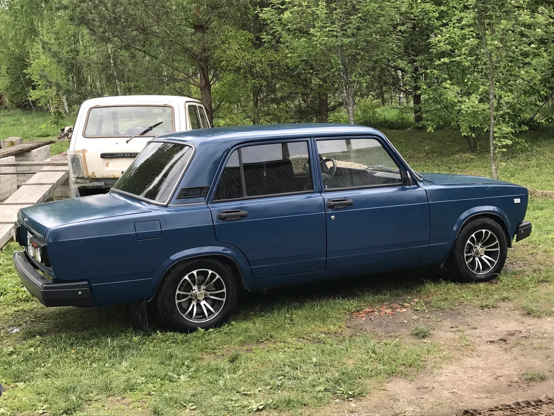 Ваз 2107 на резине 175 70 r13. 185 70 r14 на ваз. 155/65 r14 на ваз 2107. 155/70 r13 на ваз 2107. 155/65 r14 на ваз 2107.