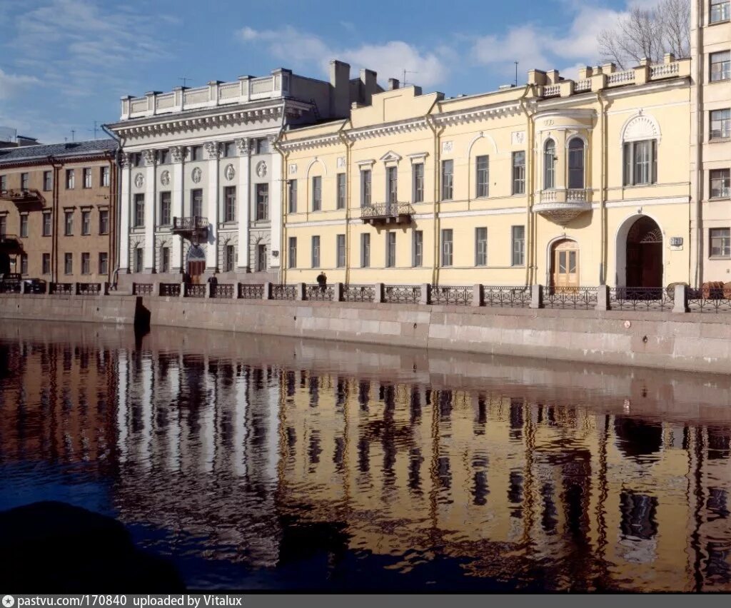 Дом лазарева спб. Дом князя Абамелек-Лазарева. Особняк князя с. с. Абамелек-Лазарева. Дом князя Абамелек-Лазарева (набережная реки мойки, 21). Дворец с.с. Абамелек-Лазарева в Санкт-Петербурге.