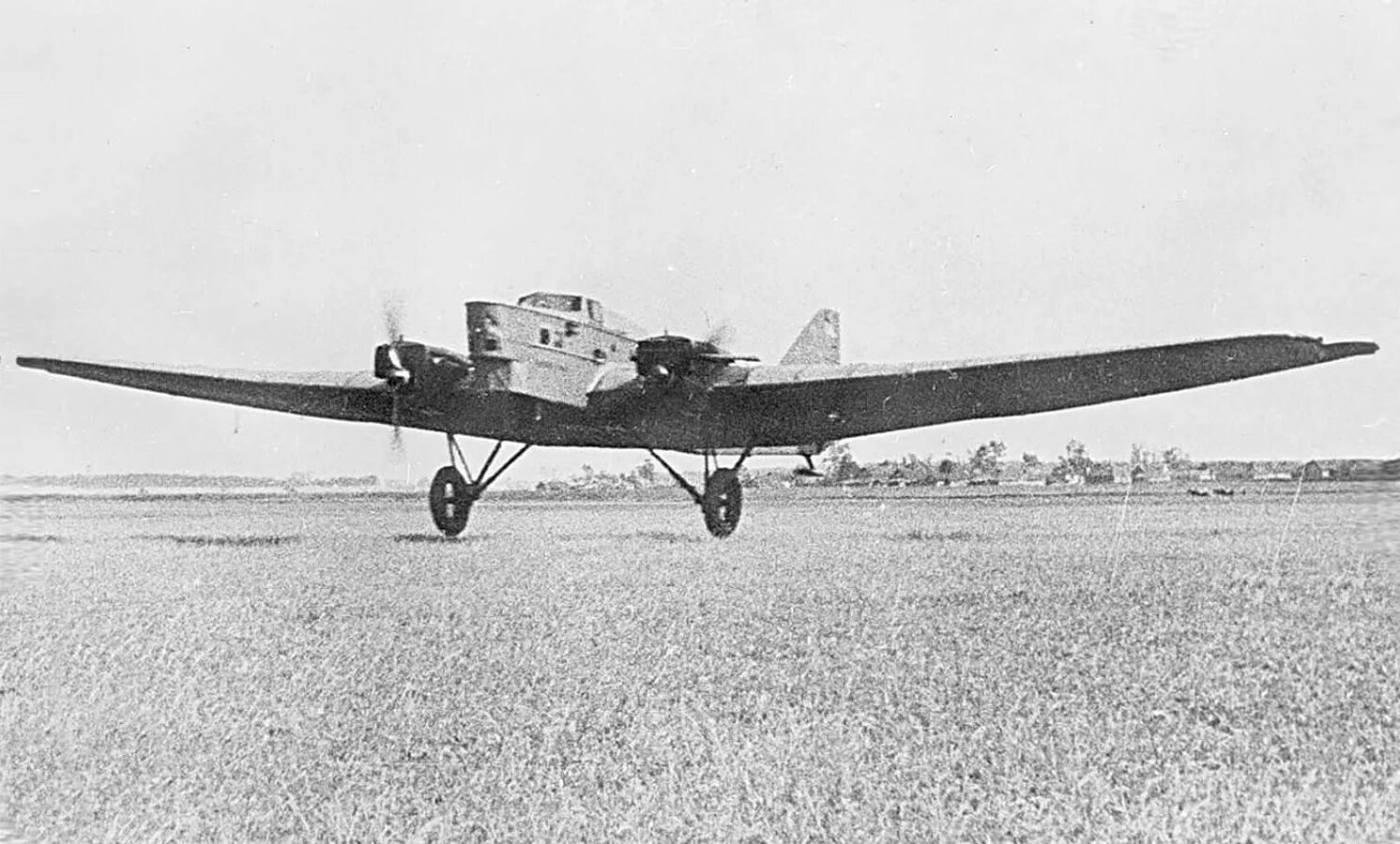 Туполев тб-1. Тб-1 бомбардировщик. Тб1 бомбардировщик туполева. Tb 1 4. Тб1 бомбардировщик туполева.