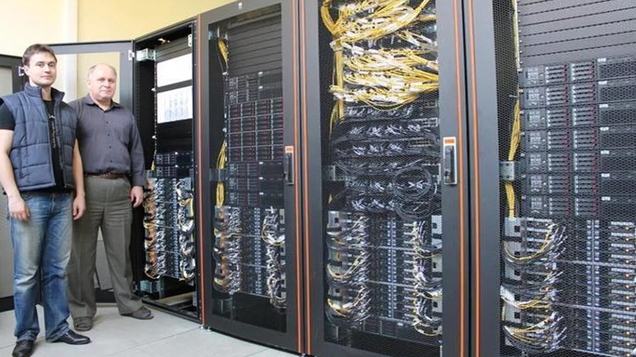 Самая мощная компания. Галушкин суперкомпьютер. ВНИИАЭС 2020. Суперкомпьютер Росатом. Суперкомпьютер и человек.
