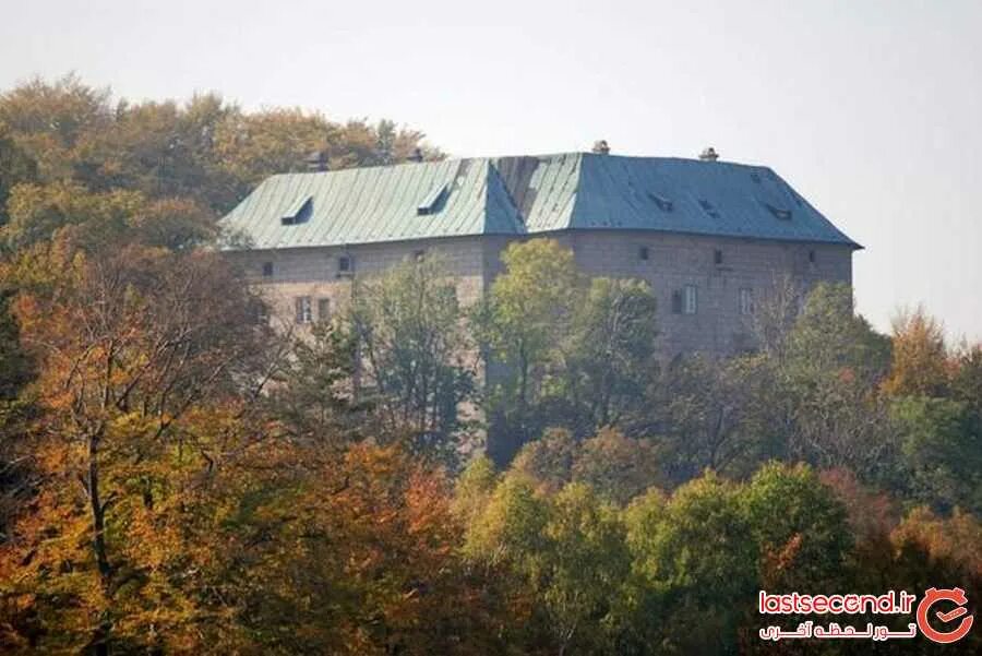 Тайны замка гоуска. Замок Гоуска Чехия. Замок Гоуска врата в ад Чехия. Замок Гоуска Чехия призраки. Замок Гоуска колодец.