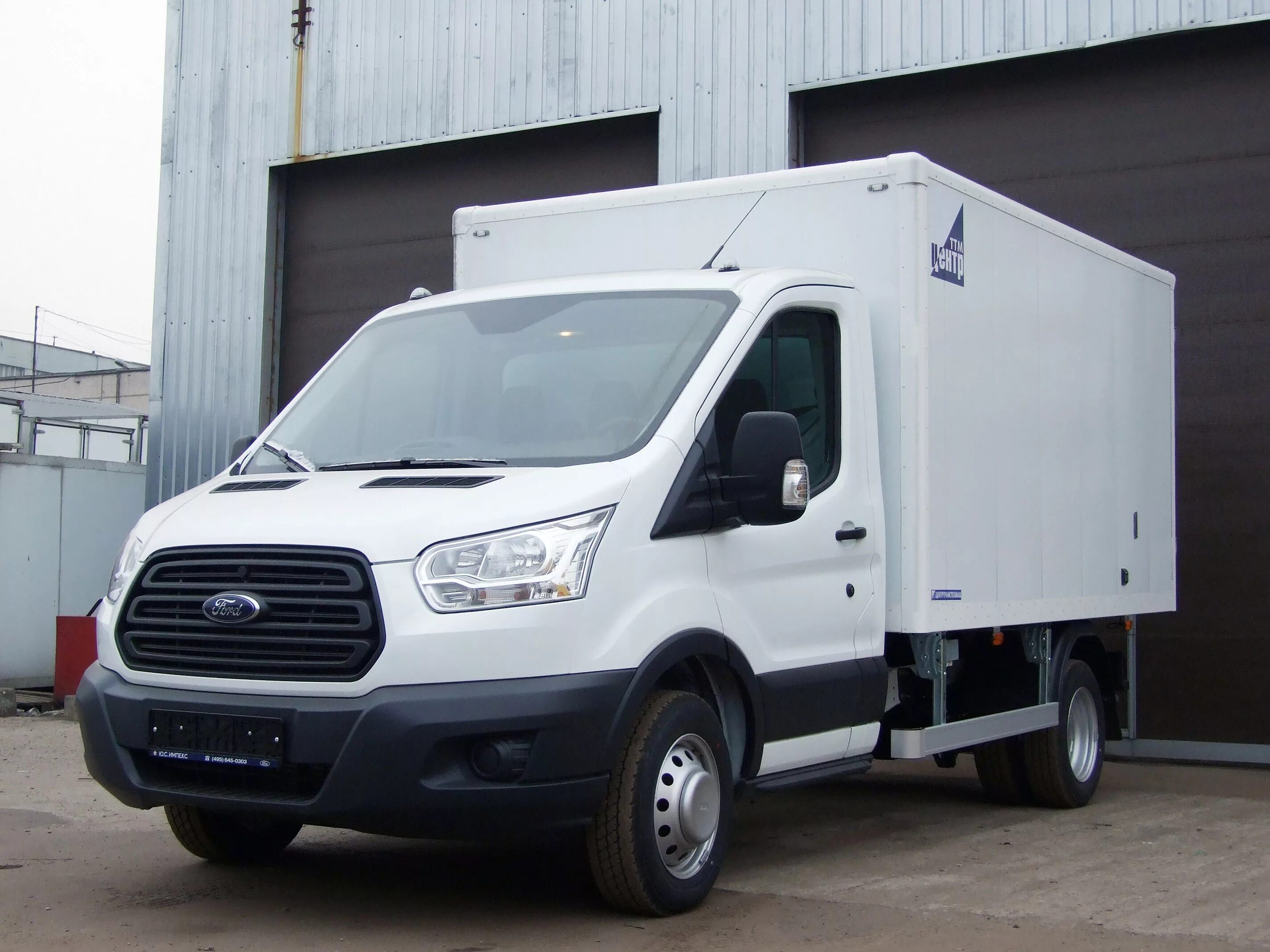 Ford Transit грузовой. Ford Transit 5 тонн. Форд Транзит 1.5тонник. Форд Транзит изотермический 4.2.