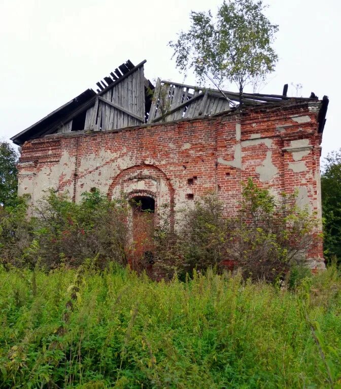 Кесова гора тверской области погода. Кесова гора Тверская область. Кесова гора Кесовогорский район Тверская область. Кесова гора Церковь. Церковь Спаса Преображения Кесова гора.