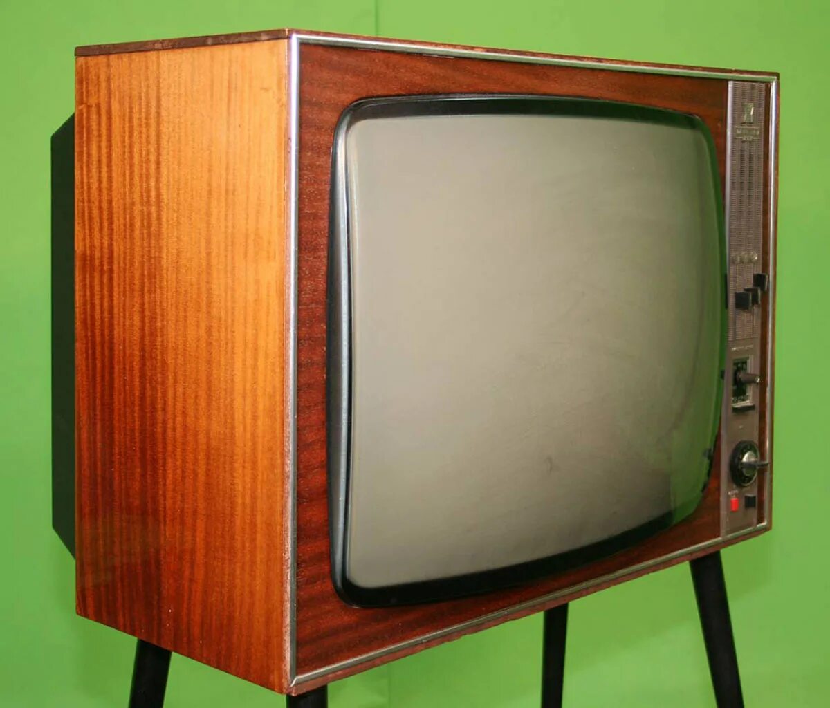 телевизор daewoo electronics dmq-14v1t 14". телевизор рубин ц268д. телевизор ссср сбоку. Jvc 27. советский телевизор.