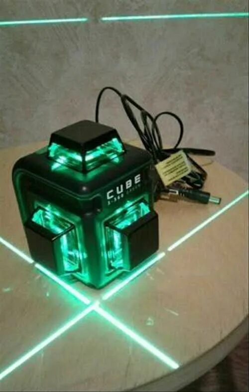 Лазерный уровень ada cube 360 green. Cube 3-360. Лазерный уровень Cube 3-360. Cube 3-360 Green. Лазерный нивелир ada Cube 3-360.