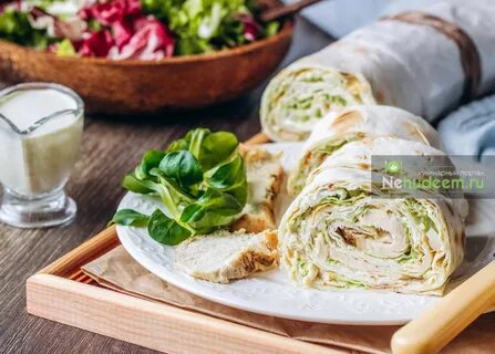 Лаваш с курицей огурцом