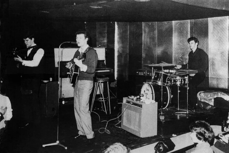 Тони Шеридан. Тони Шеридан и Битлз. Tony Sheridan with the Beatles 1962. Фото Beatles with Tony Sheridan. Beat brothers
