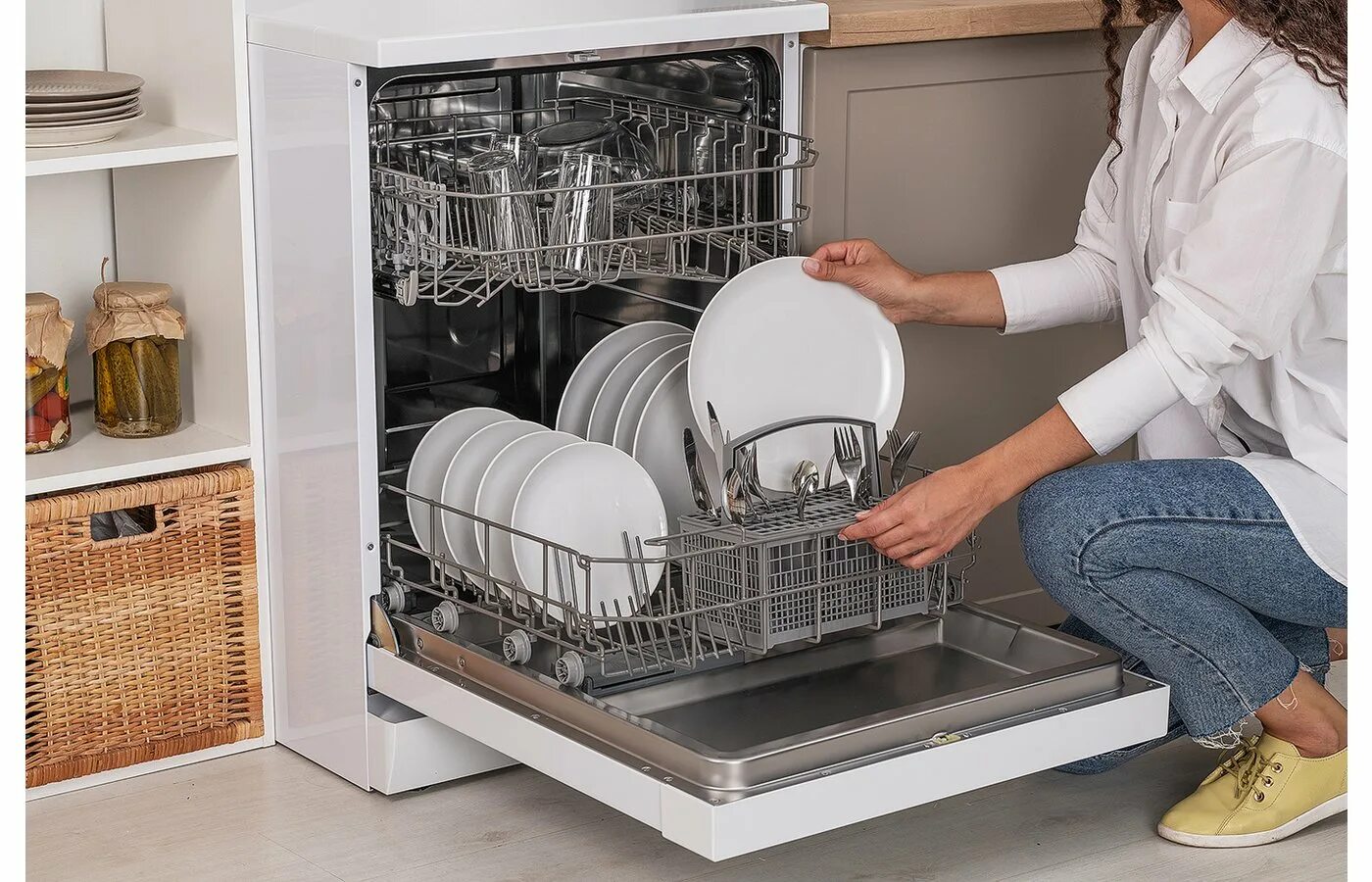 Посудомоечные машины leran купить. Посудомоечная машина Leran FDW 60-125 W. Посудомоечная машина Leran FDW 60-125 белый. Посудомоечная машина Leran fdw641485s. Посудомоечная машина Леран 60.