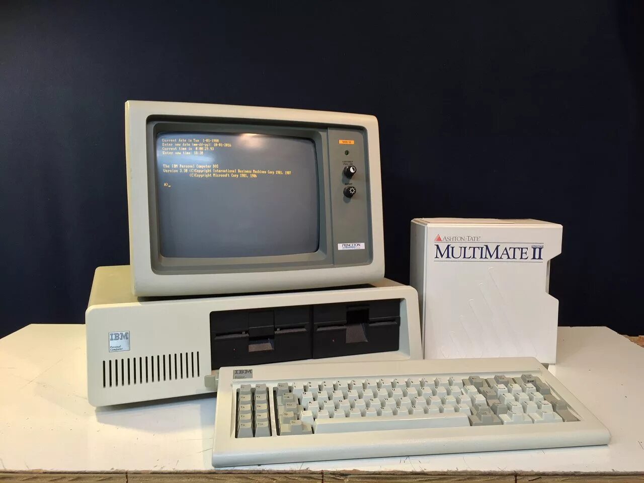 Как назывался 1 персональный компьютер. Компьютер IBM 5150. Модель IBM PC 5150.. IBM PC или IBM 5150. IBM PC XT 5150.