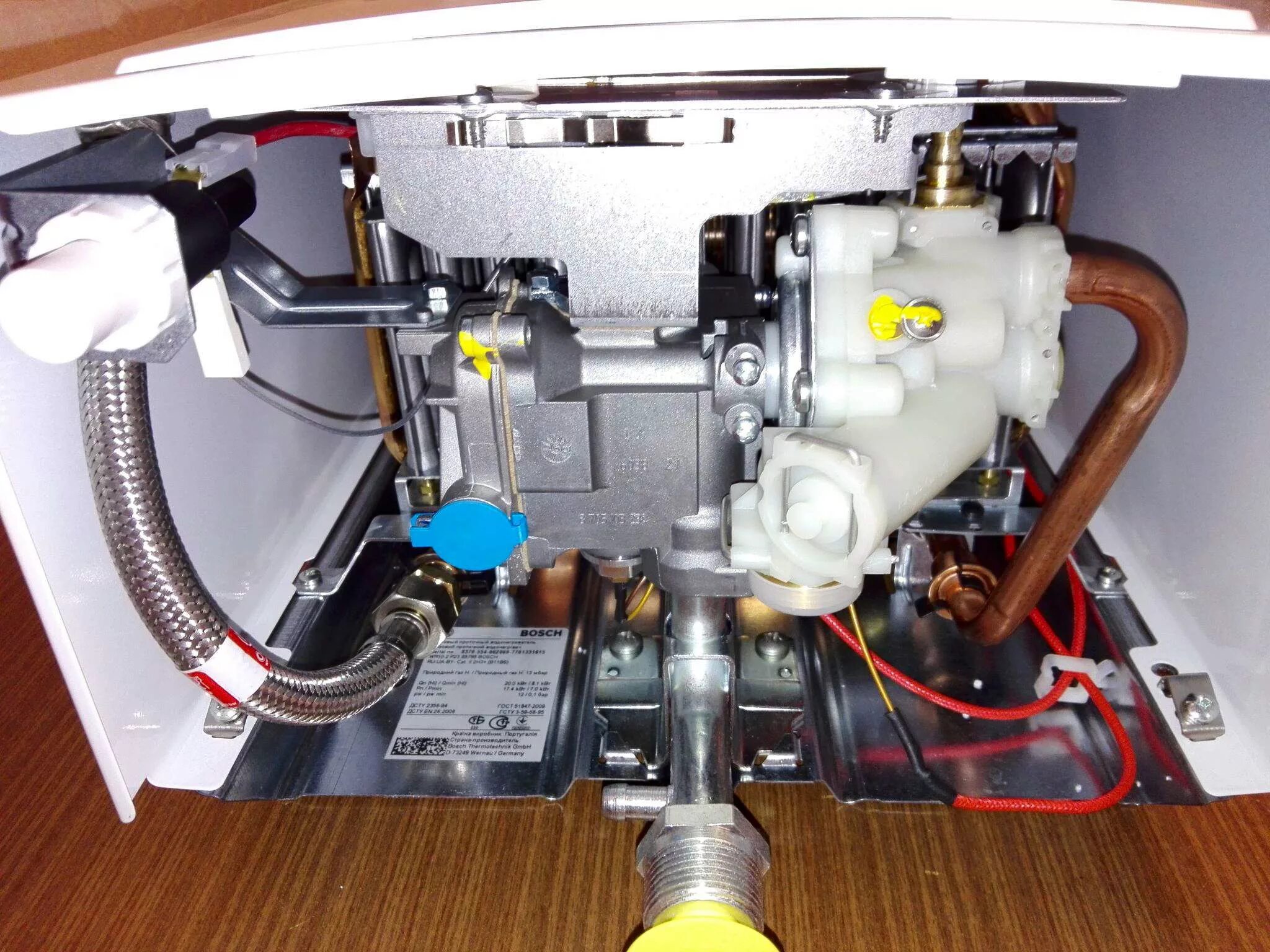 Обзор от покупателя на Газовая колонка Bosch Therm 4000 O (WR 10-2P) - интернет-