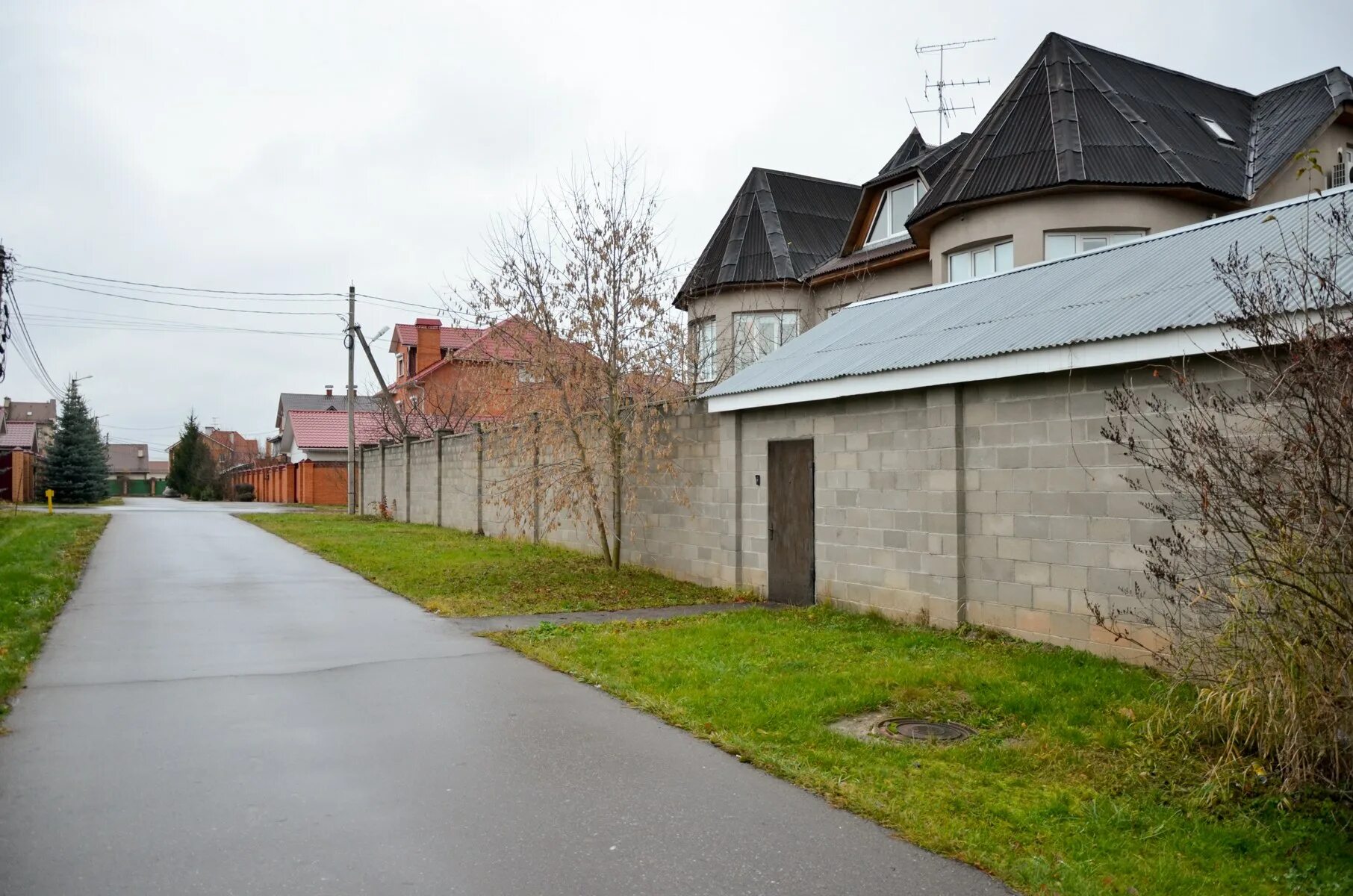 Деревня красная пахра москва