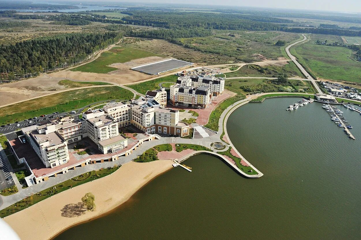 Оэз в тверской области. Завидово (Конаковский район). Водохранилище Рэдиссон Завидово. ОЭЗ Завидово Тверская область. Завидово Тверь комплекс.