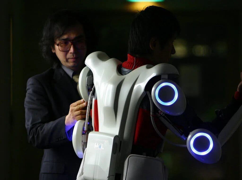 Robot suit