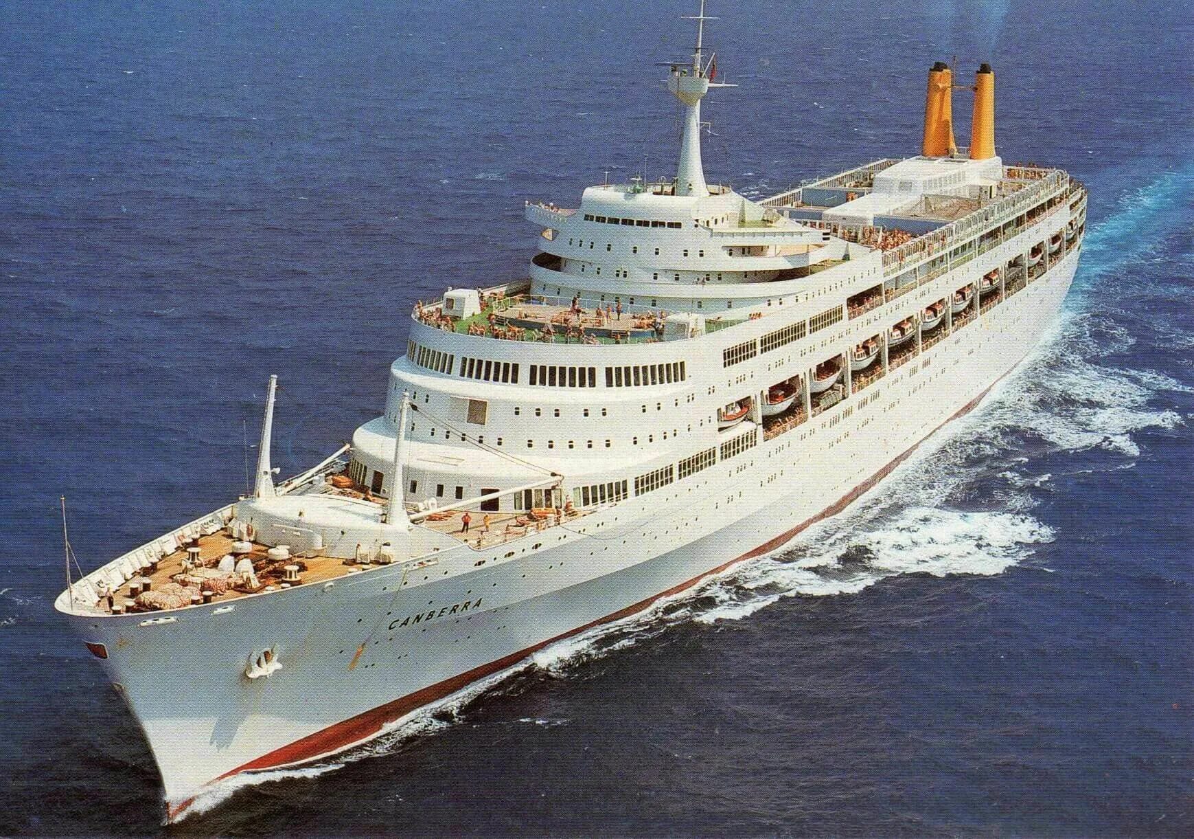 Круизный лайнер, «Канберра. Лайнер Канберра круизный 1982. SS Canberra. Океанский круизный лайнер.