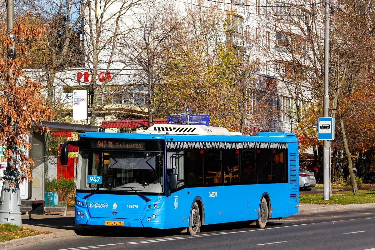 947 автобус красный строитель. Автобус Москва. Маршрут 947. Маршрутки Москвы. Автобусы в Москве фото.