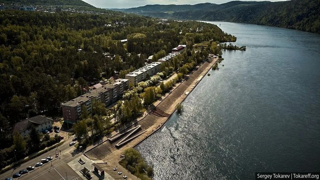 Код дивногорска. Набережная енисея в дивногорске. набережная дивногорска красноярск. дивный дивногорск набережная. набережная в дивногорске красноярского края.