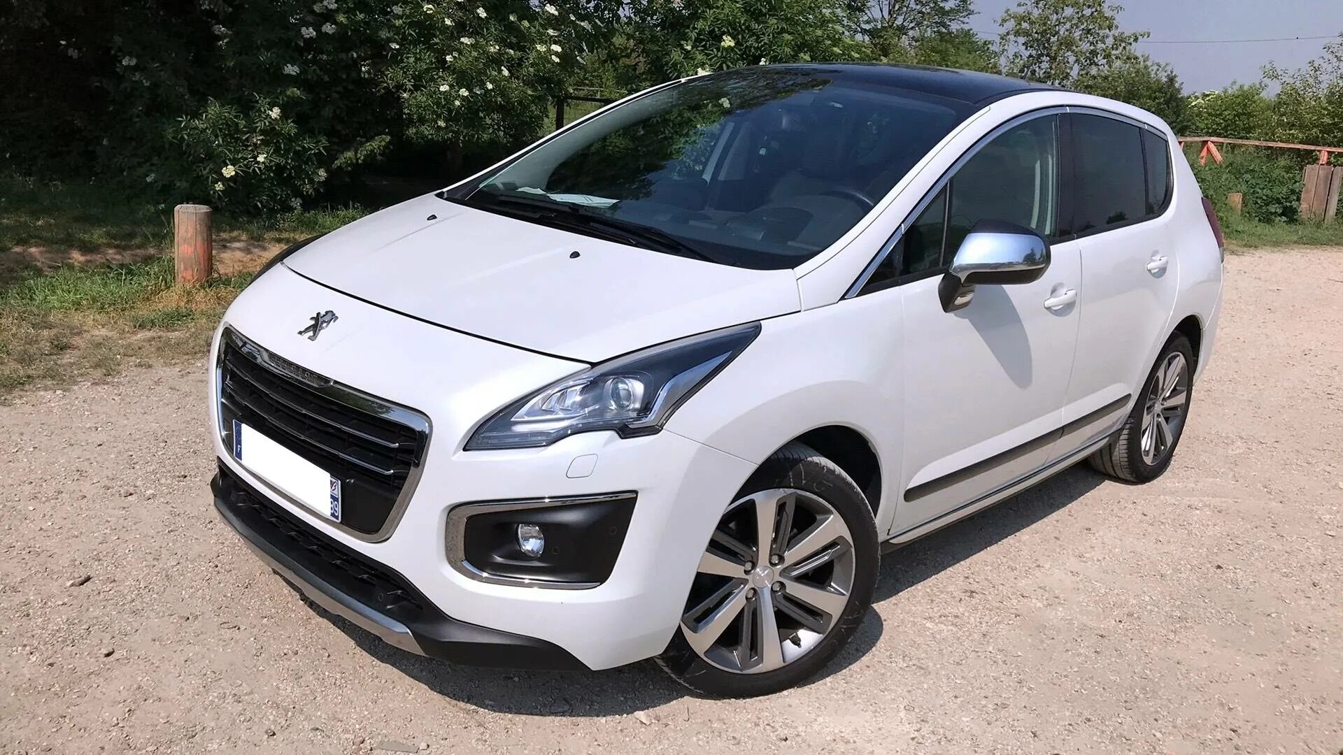 Peugeot 3008 дизель. Пежо 3008 1 поколение. Пежо 3008 дизель. Пежо 3008 2. Пежо 3008 2015.