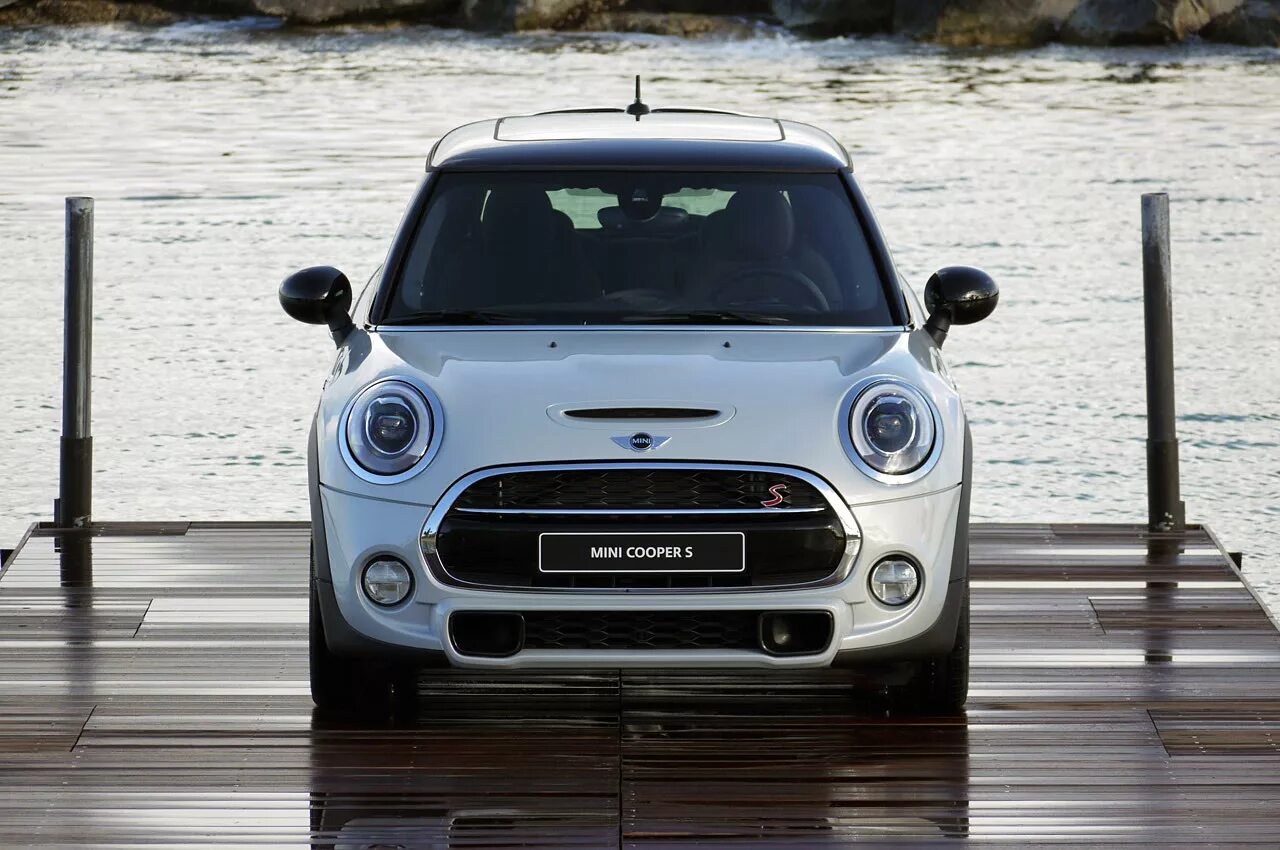 Mini 2014. Мини купер 2014. mini cooper 2014 год. мини купер 2014 м60. мини купер 2014 макс.